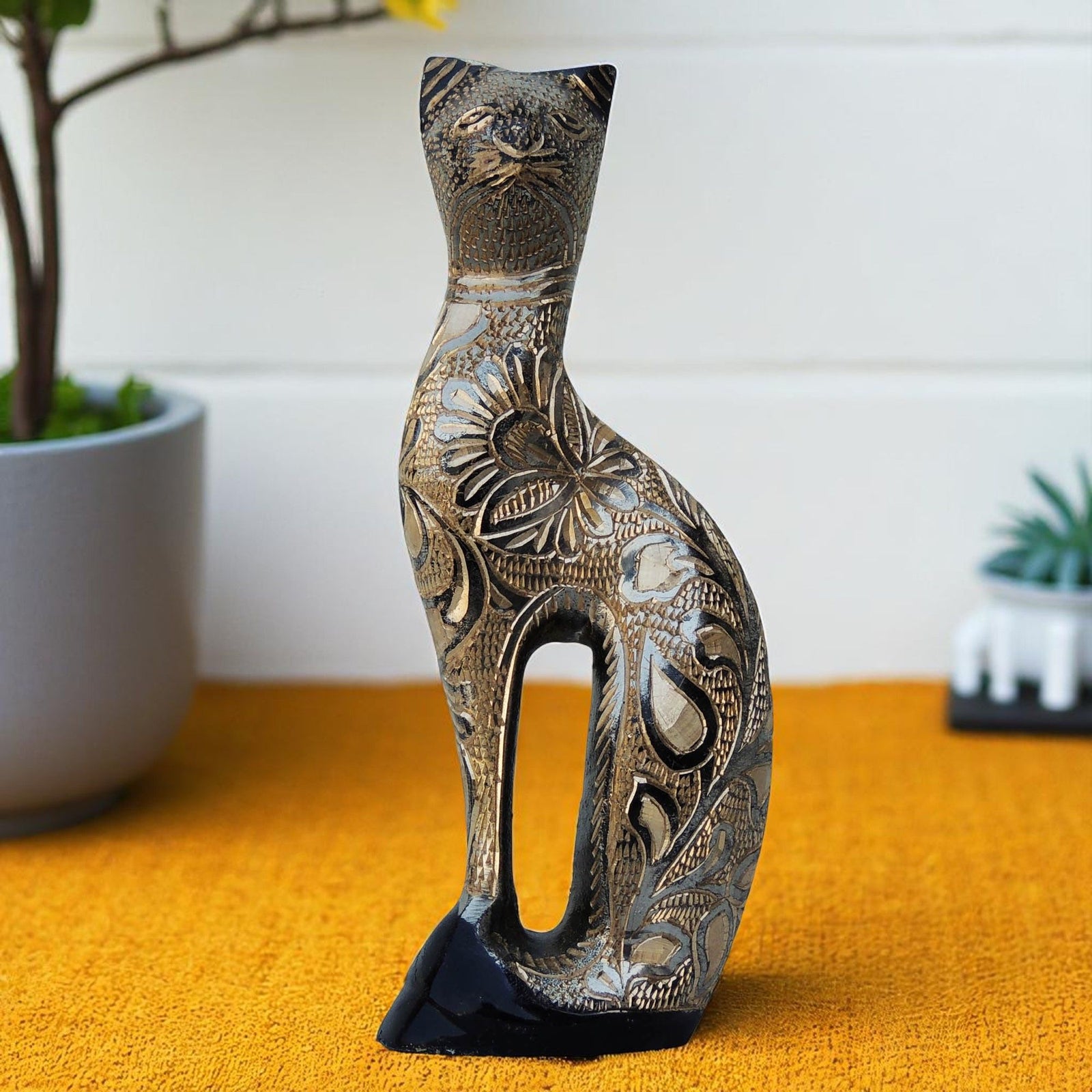 Brass Cat — 6"