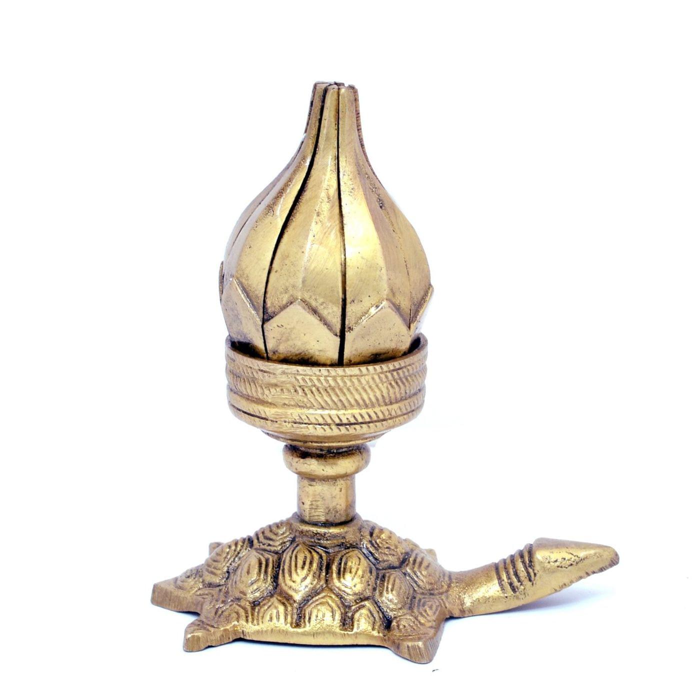 Brass Curved Metal Candle holder On Tortoise — 4.5"