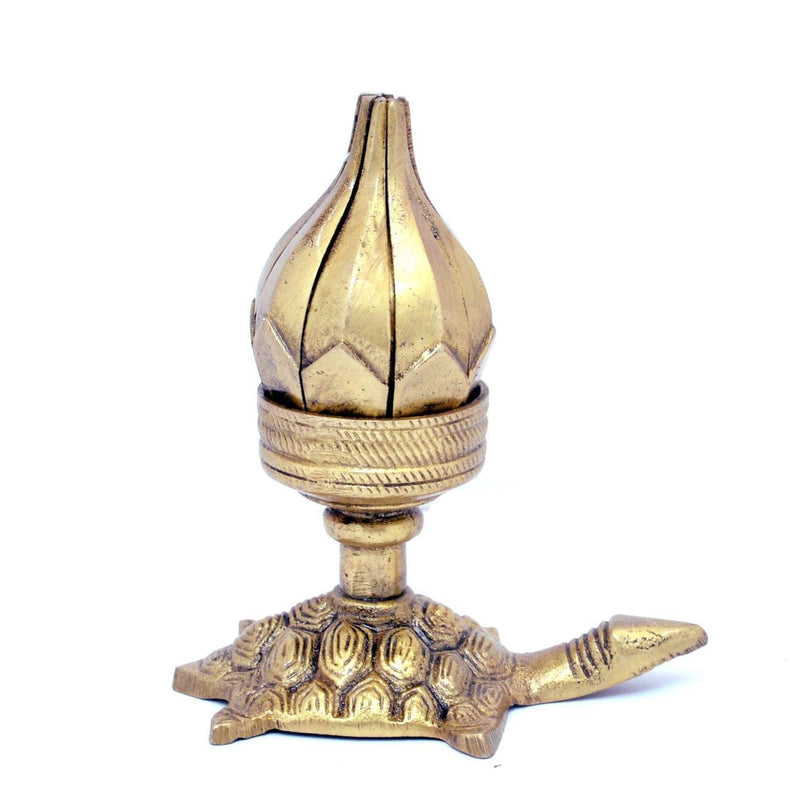 Brass Curved Metal Candle holder On Tortoise — 4.5"