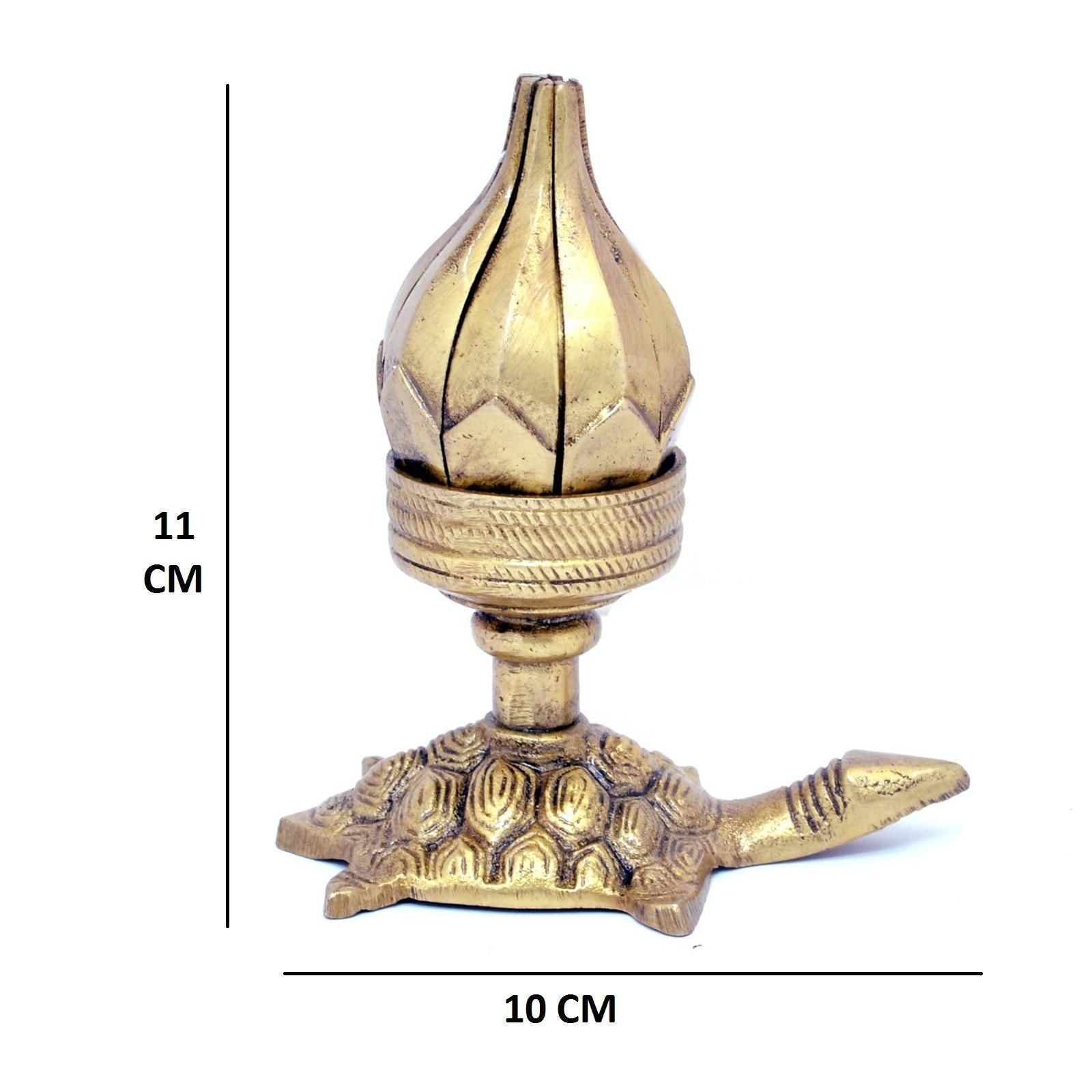 Brass Curved Metal Candle holder On Tortoise — 4.5"