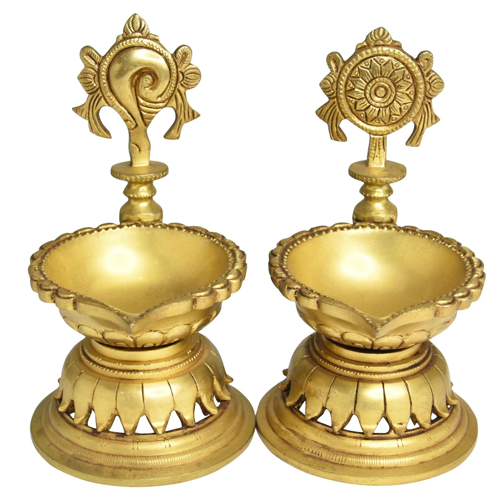 Brass Table Decor Shankh Chakra Deepak, Oil Lamp — 7"