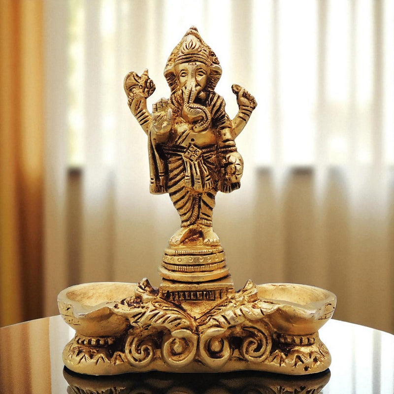 Brass Ganesh — 5.5"