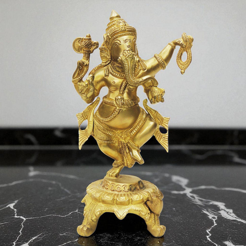 Brass Ganesh, Dancing