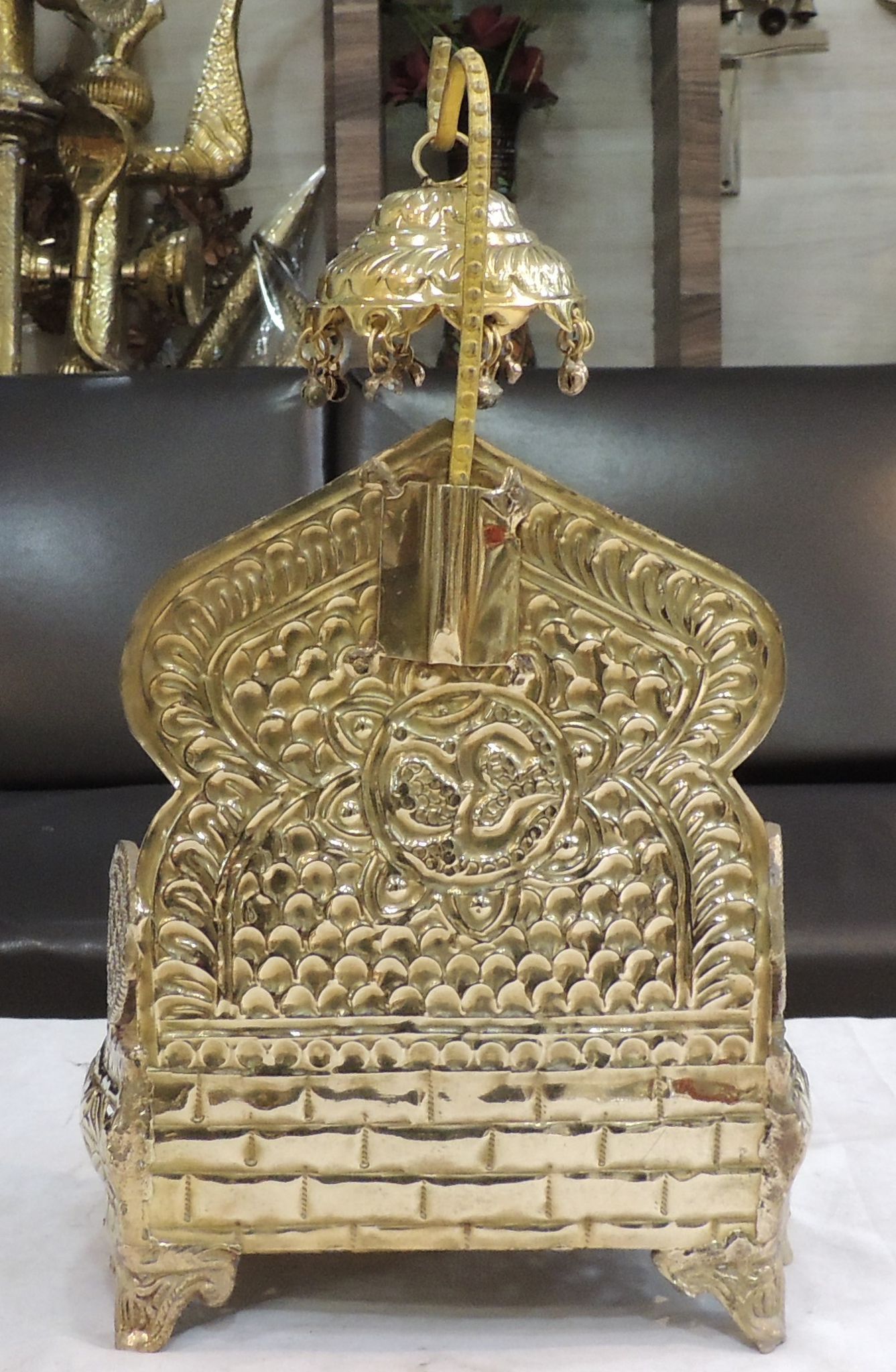 Brass Shinghasan — 14.3"