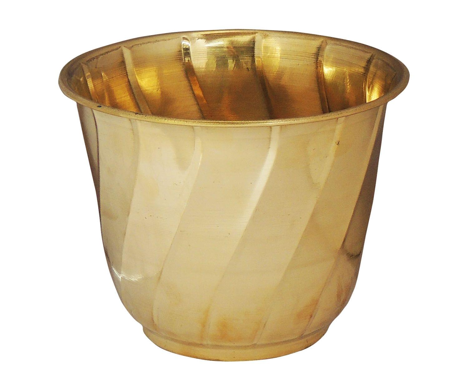 Brass planter Gamala Diameter 7 Inch weight 410 gm — 6"