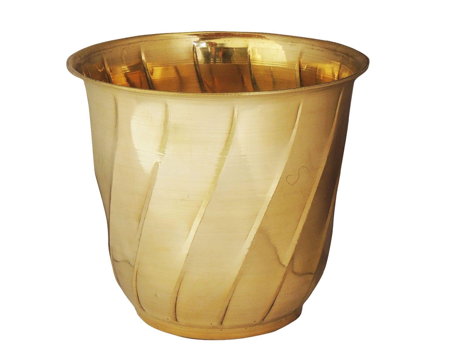 Brass Planter Gamala Diameter 8 Inch weight 460 gm — 7.5"