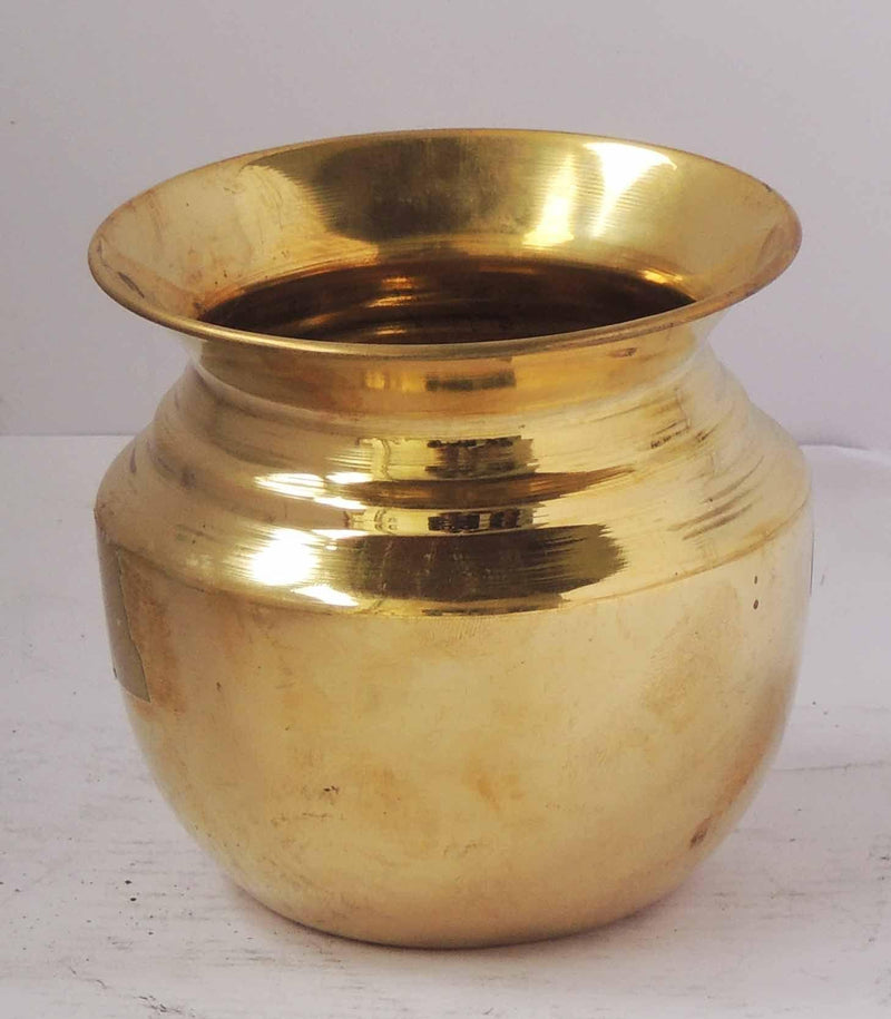 Brass Handi Lota No. 7 570 ML — 4"