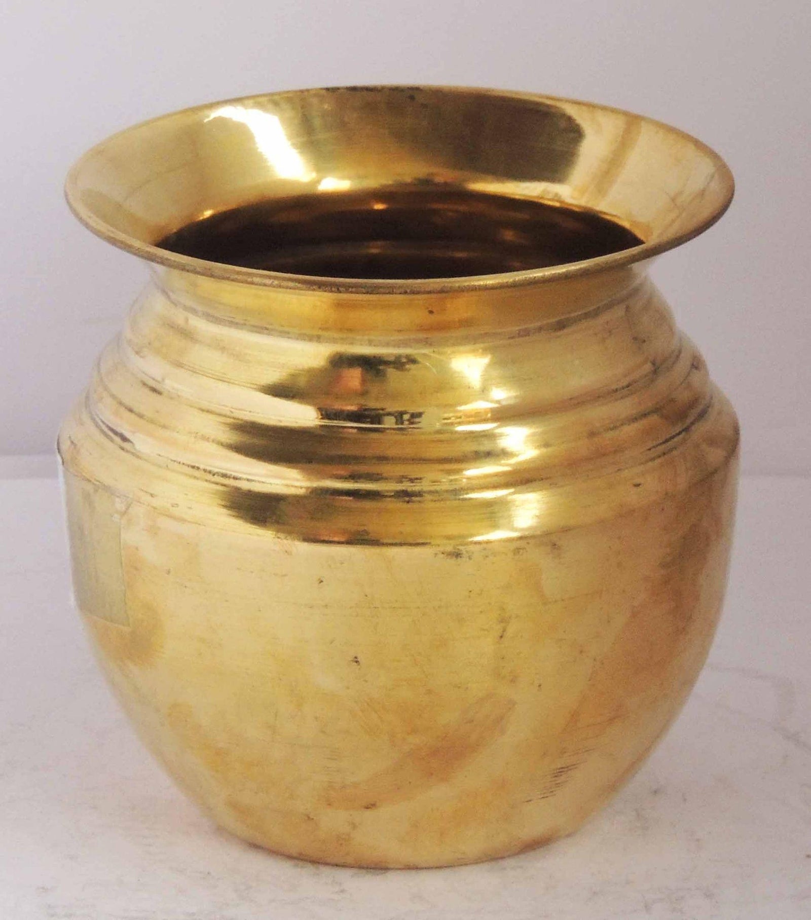 Brass Handi Lota No. 8 730 ML — 4.5"