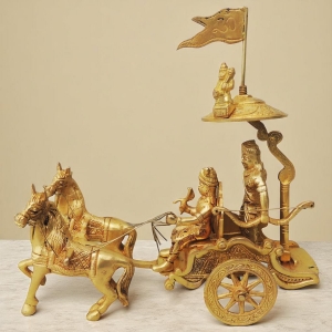 Brass Showpiece Arjun Rath Statue - decorative brass item