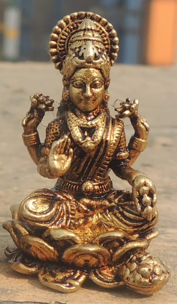 Brass Showpiece Laxmi Ji God Idol Statue - 0.8*0.8*1.3 Inch (BS1687 L) - Image 2