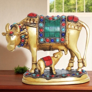 Brass Showpiece Gaye Bachdha Stone Statue Cow with Calf